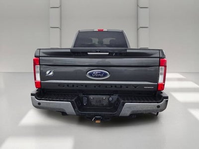 2017 Ford Super Duty F-250 SRW Lariat