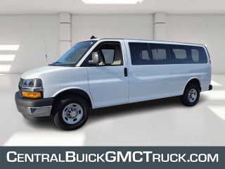 2024 Chevrolet Express Passenger 3500 1LT