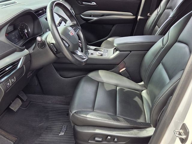 2020 Cadillac XT4 Premium Luxury