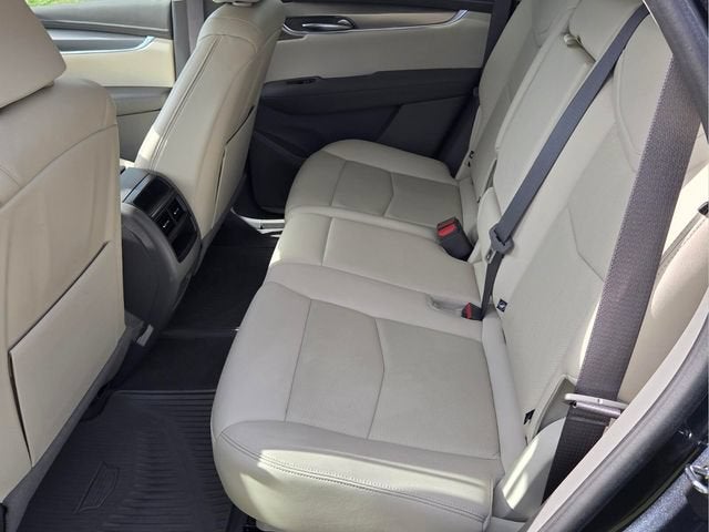 2021 Cadillac XT5 FWD Premium Luxury