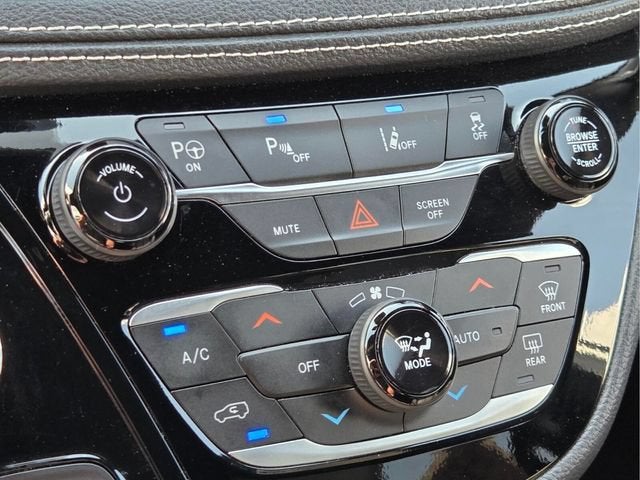 2024 Chrysler Pacifica Hybrid S Appearance Pkg