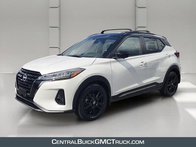 2024 Nissan Kicks SR