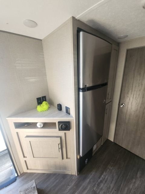 2023 FOREST RIVER AURORA 16RB Base