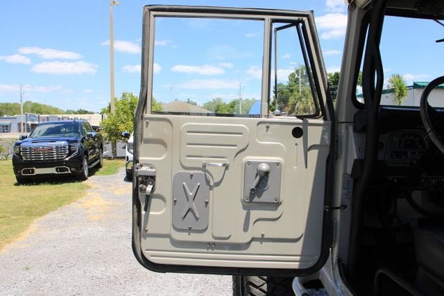 1973 Toyota FJ40 Base