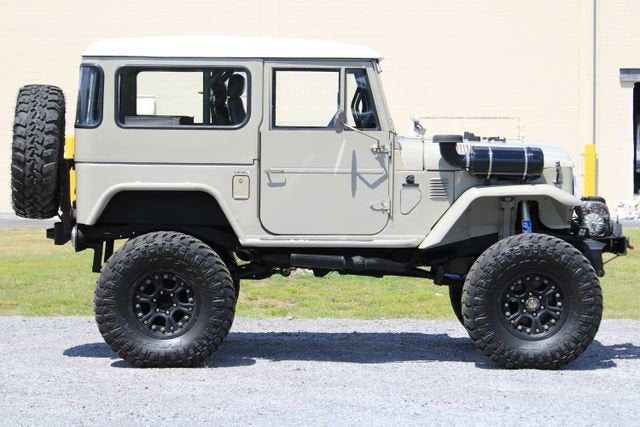 1973 Toyota FJ40 Base