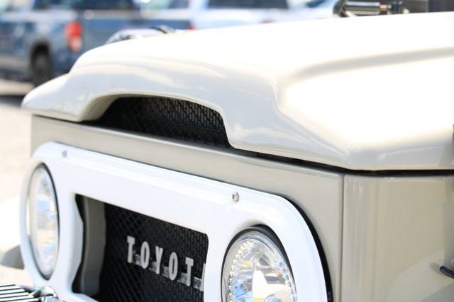 1973 Toyota FJ40 Base