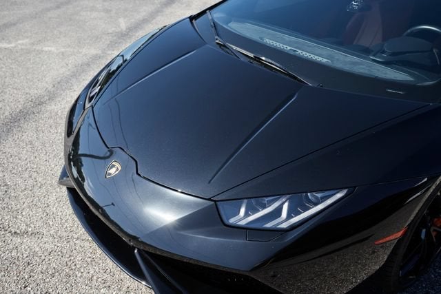 2018 LAMBORGHIN HURACAN Base