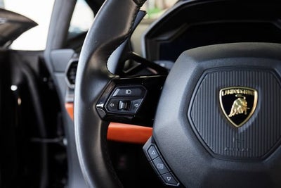 2018 LAMBORGHIN HURACAN Base