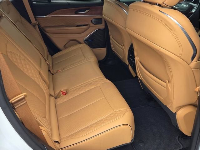 2023 Jeep Grand Cherokee Summit Reserve