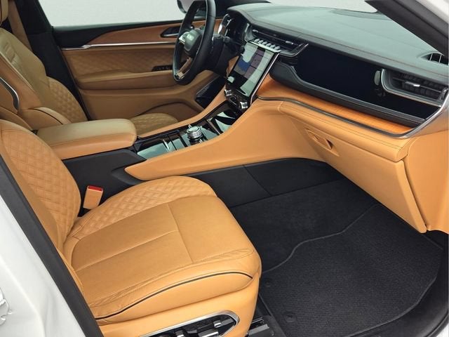 2023 Jeep Grand Cherokee Summit Reserve