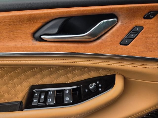 2023 Jeep Grand Cherokee Summit Reserve