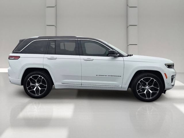 2023 Jeep Grand Cherokee Summit Reserve