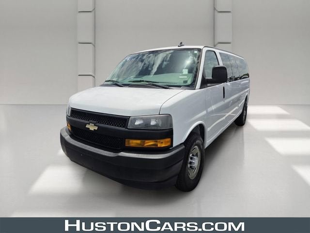 2018 Chevrolet Express Passenger 3500 LS