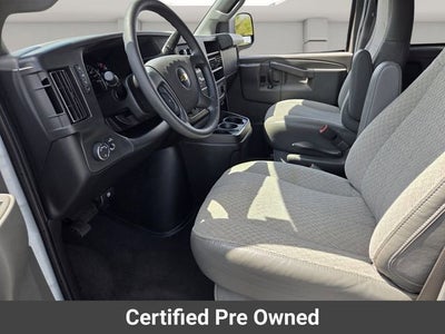 2024 Chevrolet Express Passenger 3500 1LT