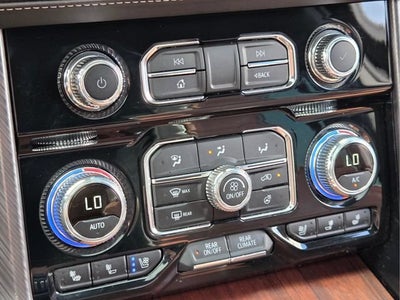 2024 GMC Yukon XL Denali Ultimate