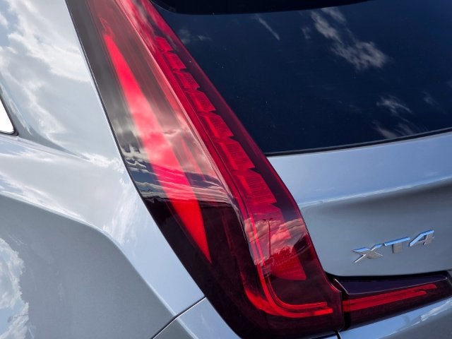 2023 Cadillac XT4 FWD Premium Luxury