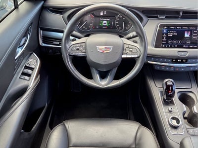 2023 Cadillac XT4 FWD Premium Luxury