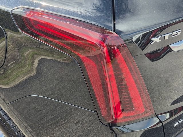 2024 Cadillac XT5 Luxury