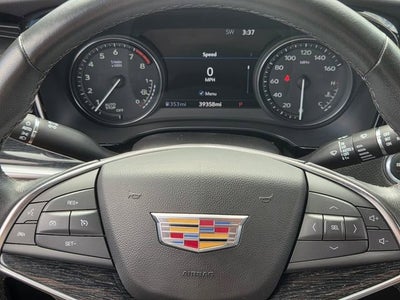 2023 Cadillac XT5 Premium Luxury