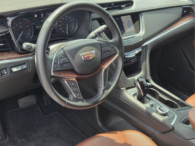 2023 Cadillac XT5 FWD Premium Luxury