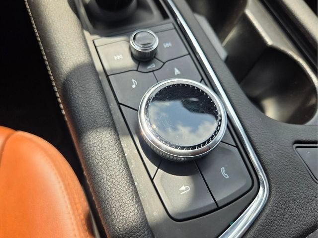 2023 Cadillac XT5 FWD Premium Luxury