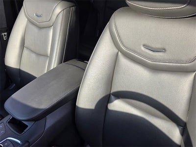 2025 Cadillac XT6 Luxury