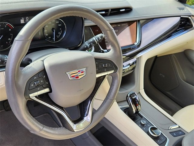 2023 Cadillac XT6 Premium Luxury
