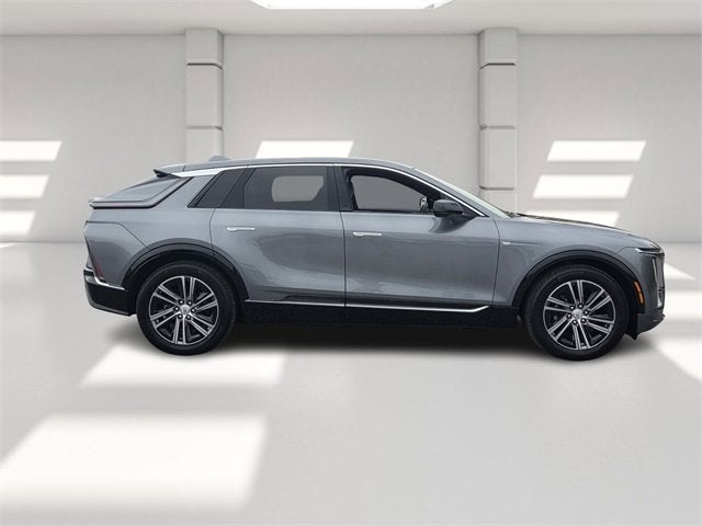 2023 Cadillac LYRIQ Luxury