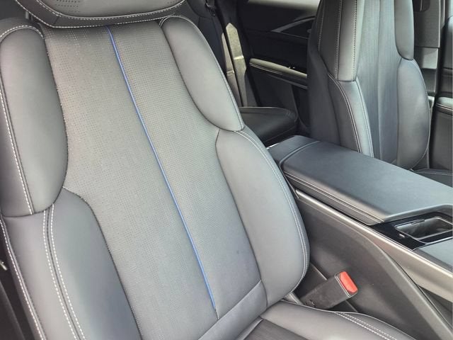 2024 Cadillac LYRIQ Sport 3