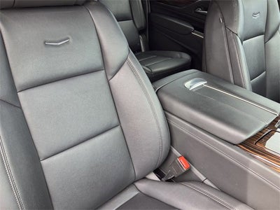 2023 Cadillac Escalade ESV Luxury