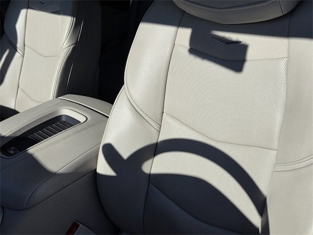 2020 Cadillac Escalade Premium Luxury