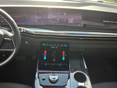 2025 Cadillac Escalade Premium Luxury