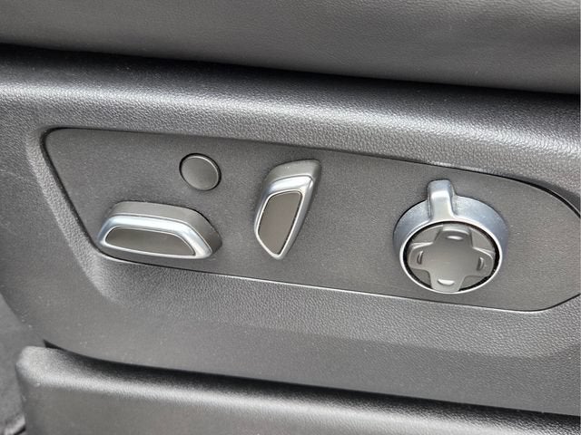 2025 Cadillac Escalade ESV Premium Luxury Platinum
