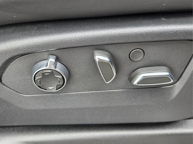 2025 Cadillac Escalade ESV Premium Luxury Platinum