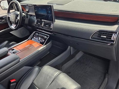 2022 Lincoln Navigator Reserve