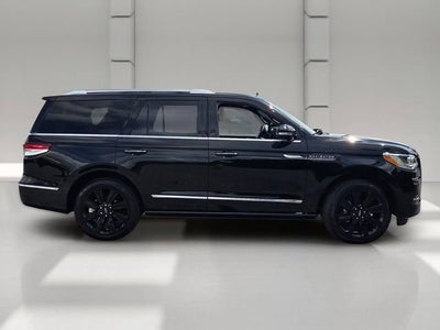 2022 Lincoln Navigator Reserve