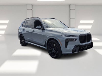 2025 BMW X7 xDrive40i