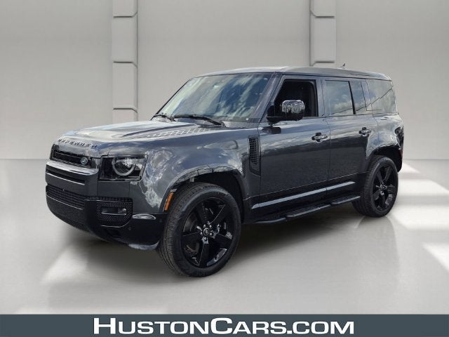 2025 Land Rover Defender V8