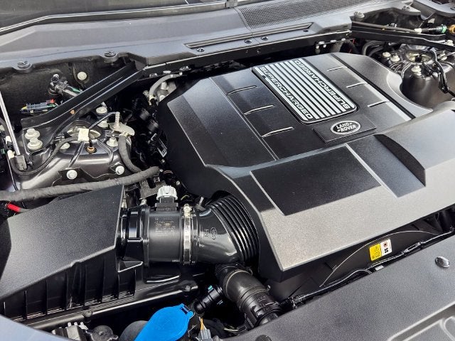 2025 Land Rover Defender V8