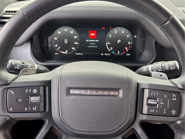 2025 Land Rover Defender V8