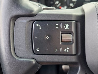 2025 Land Rover Defender V8