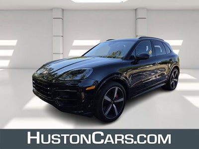 2025 Porsche Cayenne GTS