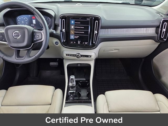 2022 Volvo XC40 Inscription