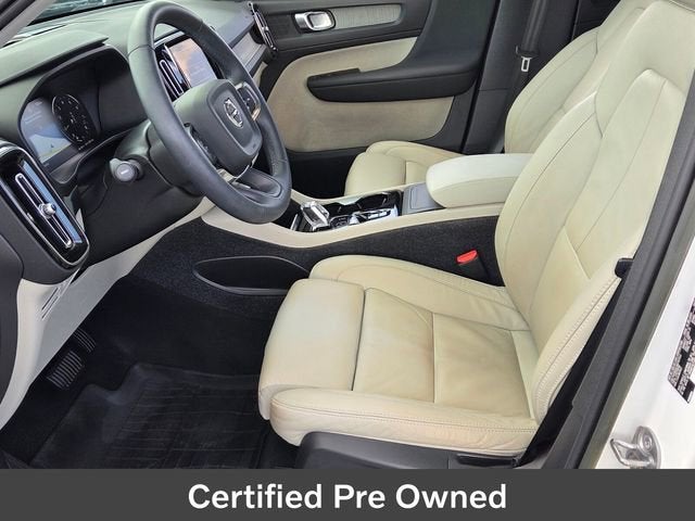 2022 Volvo XC40 Inscription