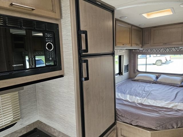 2021 Ford E-Series Cutaway Base - Photo 28