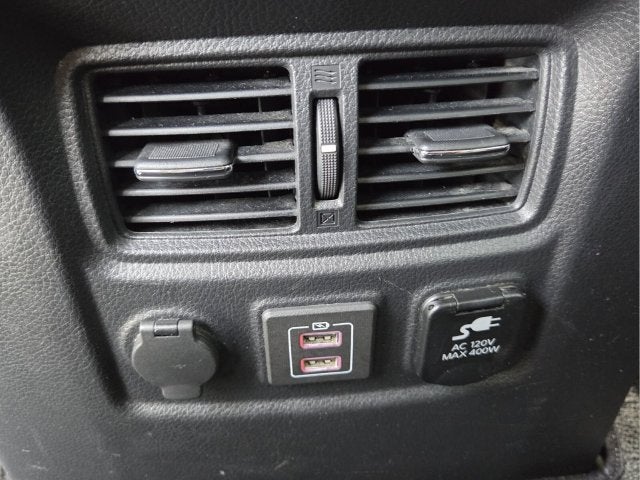 2019 Nissan Titan PRO-4X - Photo 14