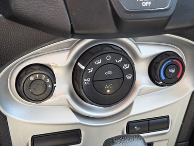 2017 Ford Fiesta SE