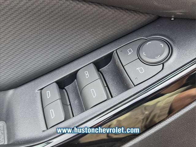 2027 Chevrolet Equinox LT - Photo 23