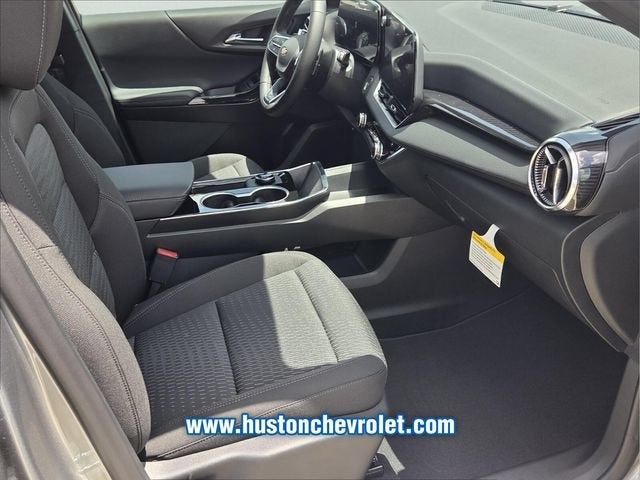 2027 Chevrolet Equinox LT - Photo 18