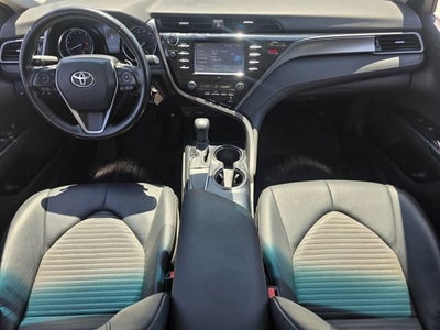 2020 Toyota Camry SE
